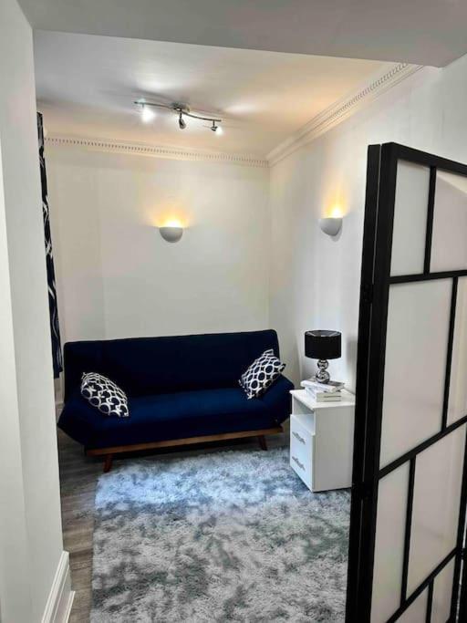 Chic Two Bed Flat In Fitzrovia Londen